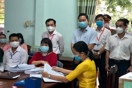 Bộ GD&ĐT kiểm tra thi tốt nghiệp THPT đợt 2 tại Quảng Nam