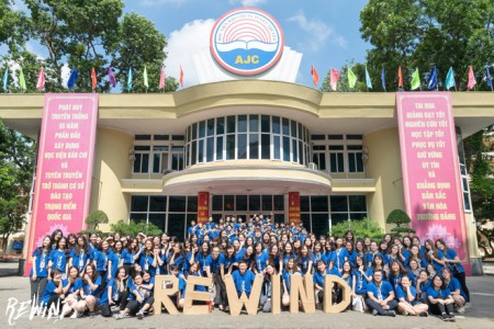 Nhiều đại học ở Hà Nội cho sinh viên trở lại trường từ 8/3