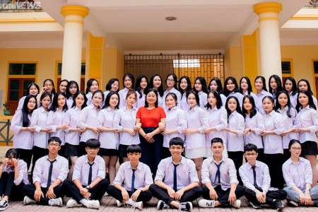 Hiệu trưởng nói gì về một lớp có 40/44 em đạt trên 9 điểm môn văn?