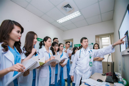 Những lưu ý quan trọng với thí sinh đăng ký xét tuyển vào khối trường y, dược năm 2024