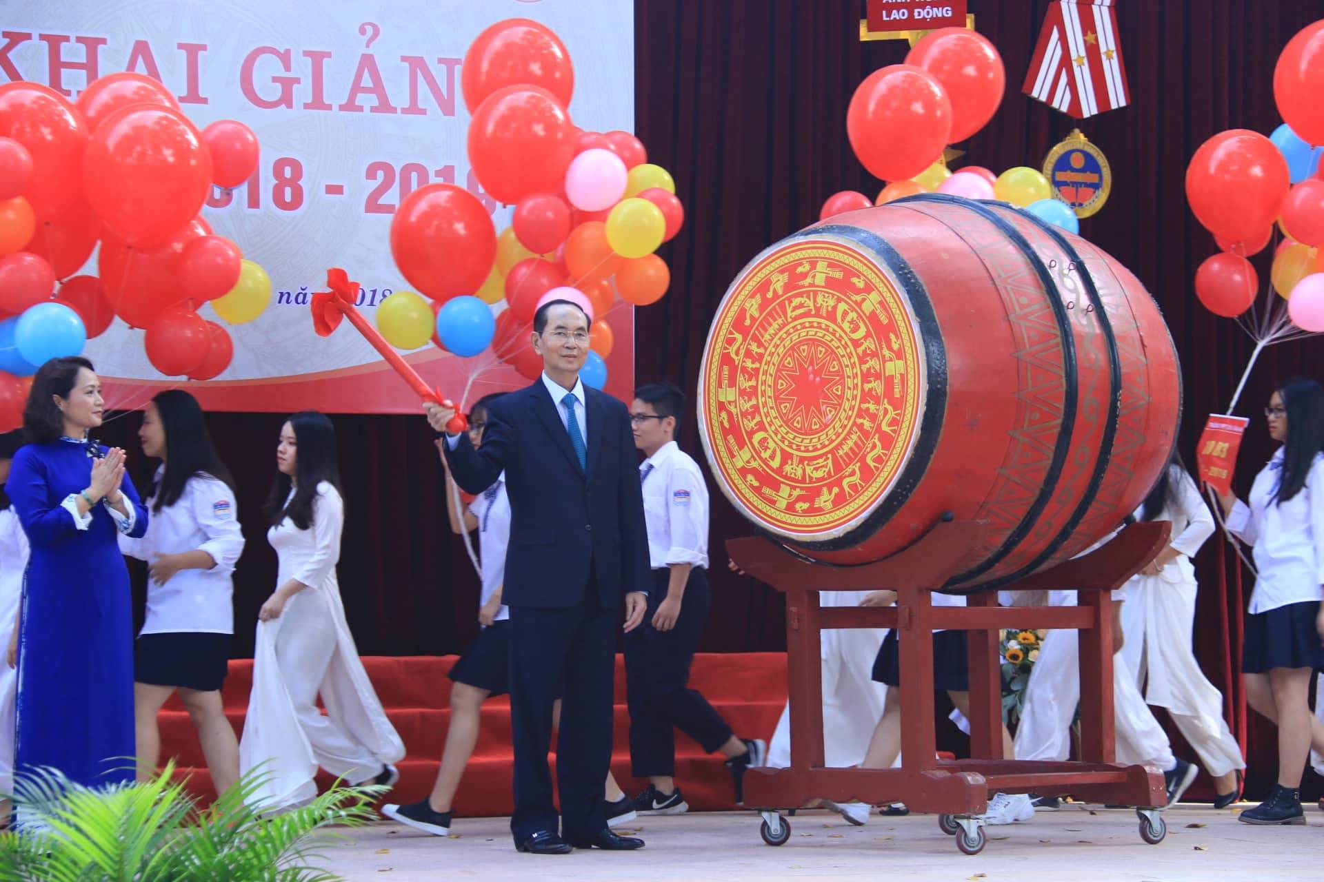 dau an chu tich nuoc tran dai quang qua anh 6
