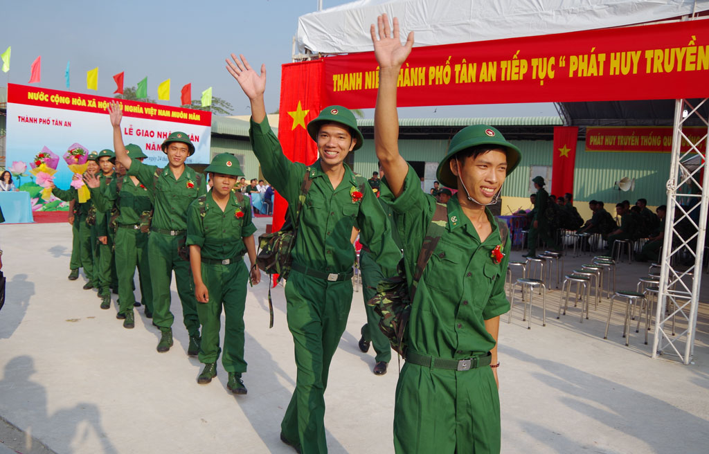 Người nghiện ma tuý, nhiễm HIV không thuộc diện gọi nhập ngũ