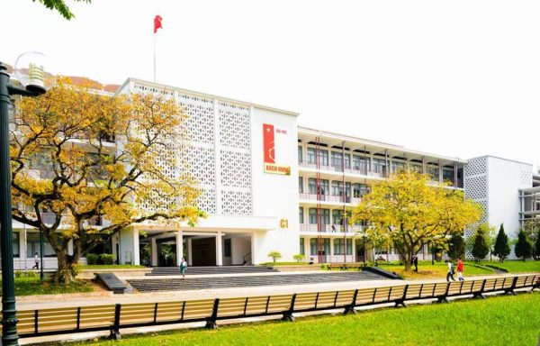 Đại học Bách khoa Hà Nội công bố đề cương và ví dụ minh họa