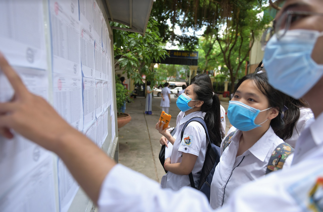 82 thí sinh đầu tiên trúng tuyển Trường ĐH Khoa học tự nhiên (ĐHQG TP. HCM)