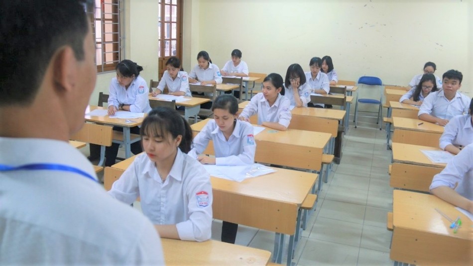 xay dung ngan hang cau hoi thi thpt quoc gia con nong voi 1