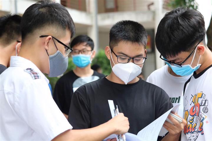 Sở GD-ĐT TP.HCM đề xuất xét đặc cách tốt nghiệp THPT cho thí sinh thi đợt 2