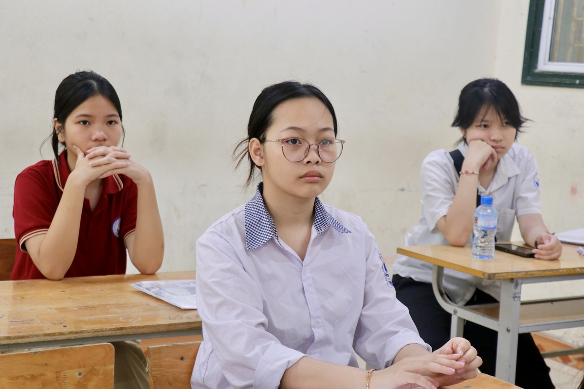 Đáp án chính thức môn Tiếng Anh thi vào lớp 10 tại Hà Nội năm 2026